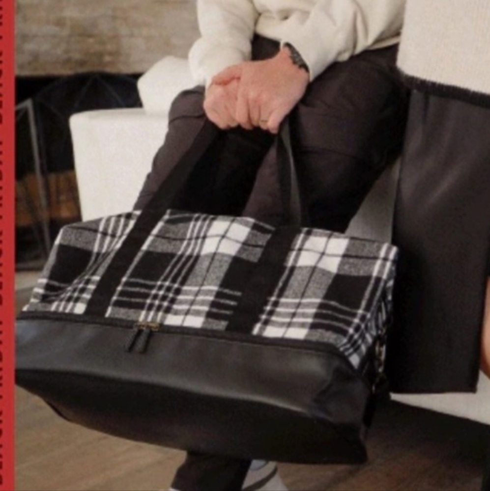 Weekender Travel Bag w/Shoe Compartment Plaid